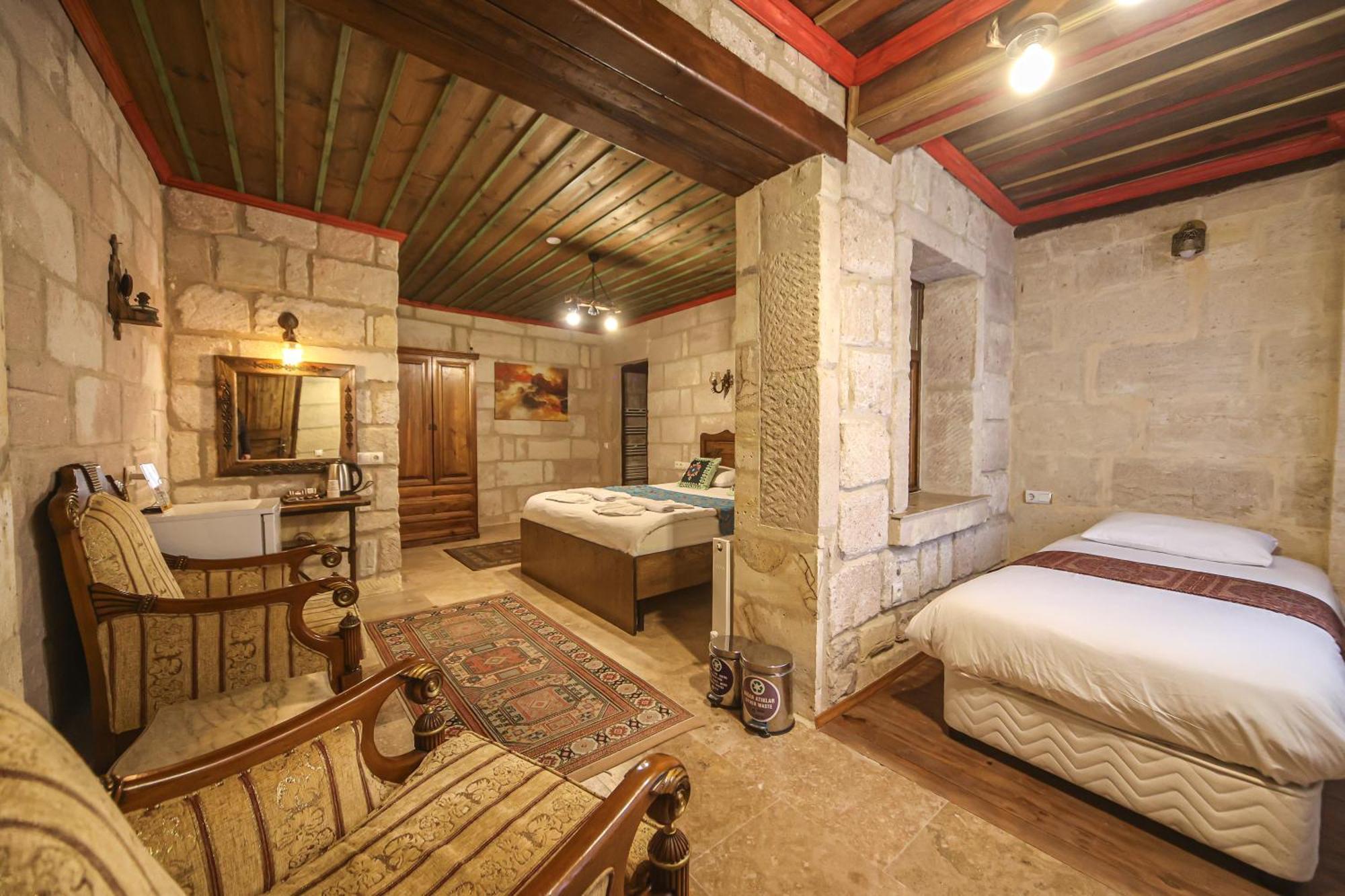 Отель Luwian Stone House Гореме Экстерьер фото