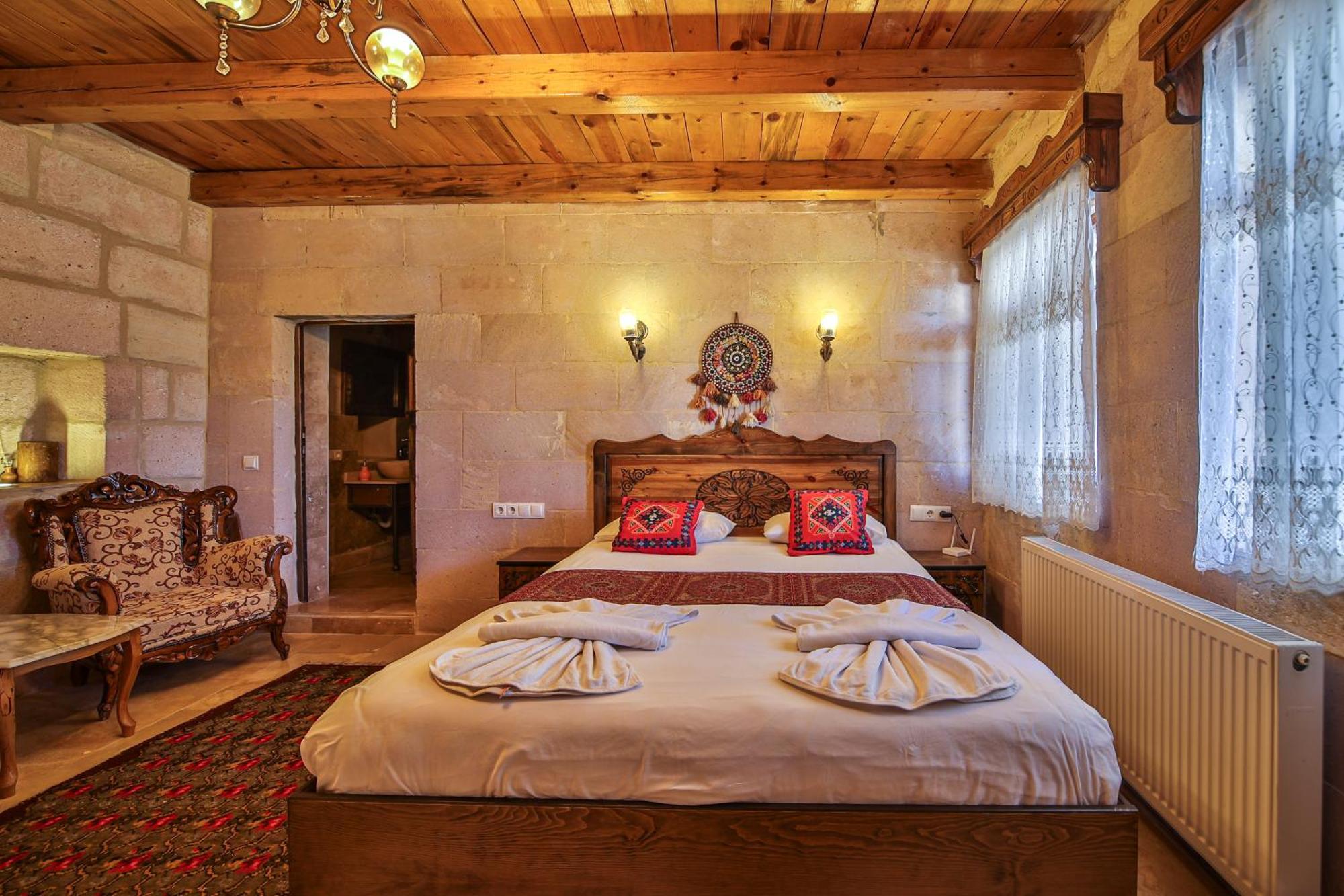 Отель Luwian Stone House Гореме Экстерьер фото
