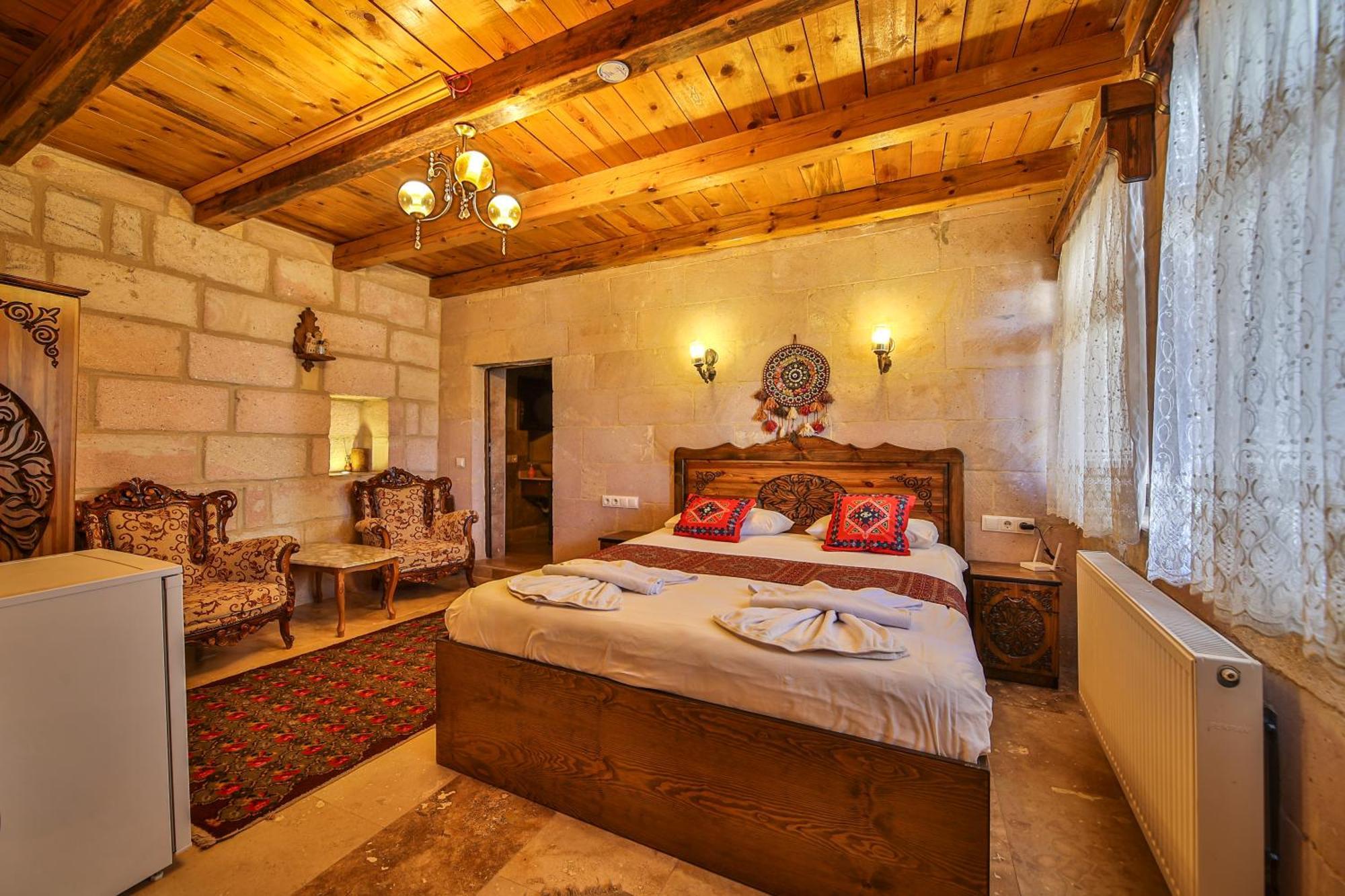 Отель Luwian Stone House Гореме Экстерьер фото