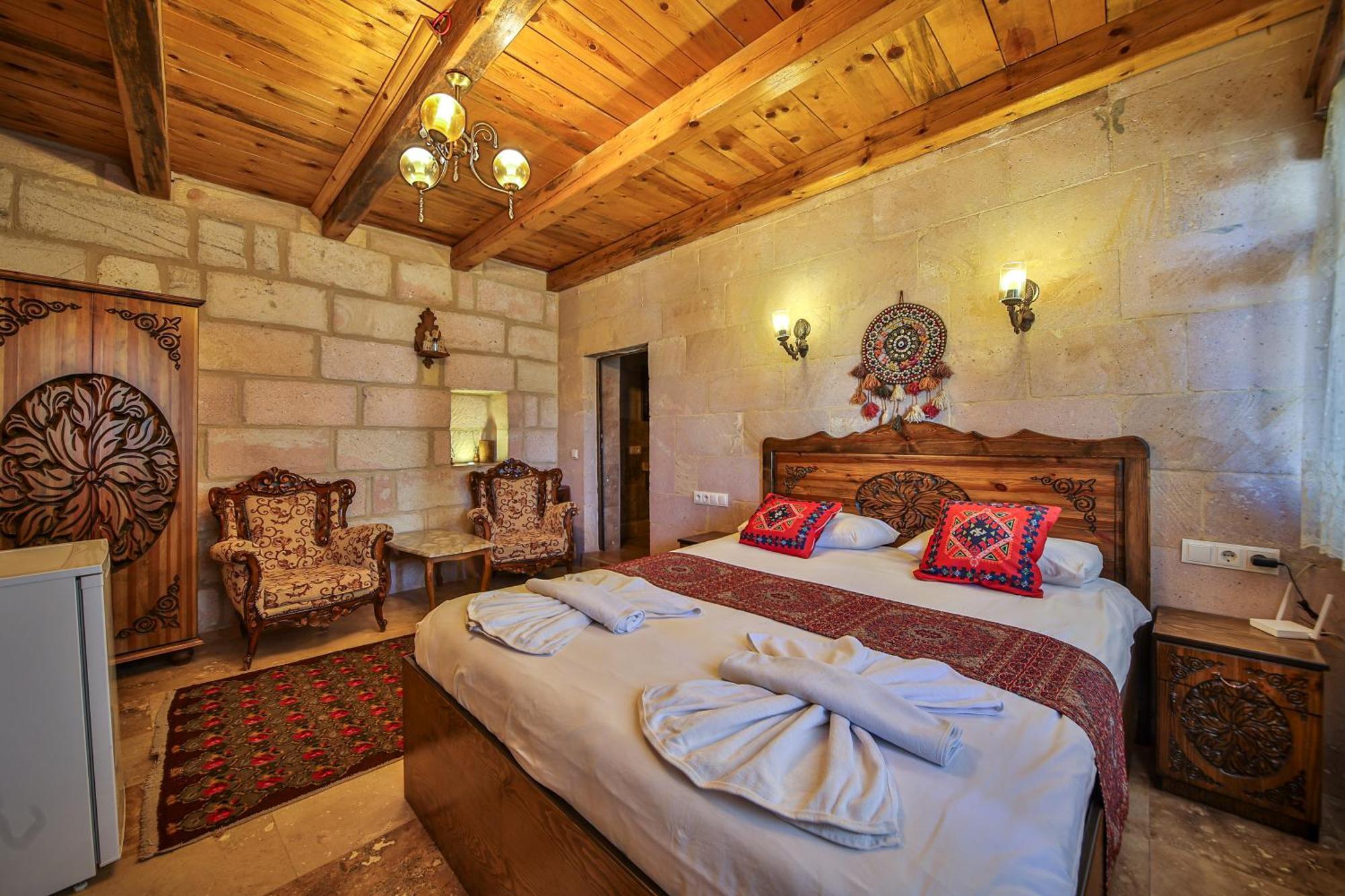 Отель Luwian Stone House Гореме Экстерьер фото