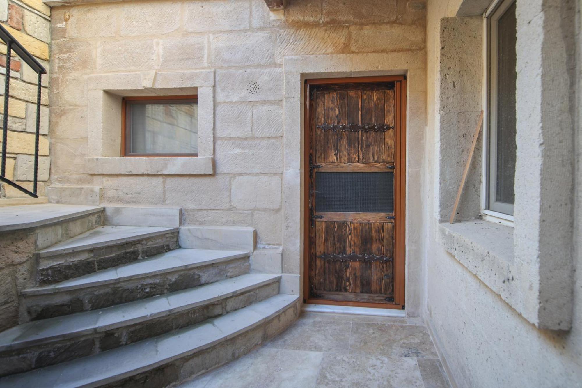 Отель Luwian Stone House Гореме Экстерьер фото