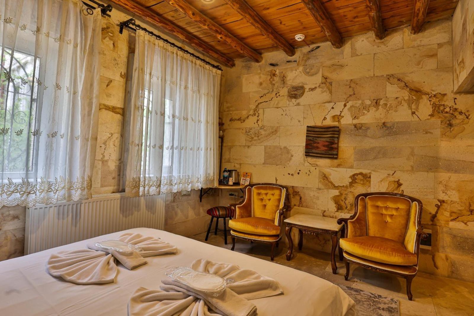 Отель Luwian Stone House Гореме Экстерьер фото