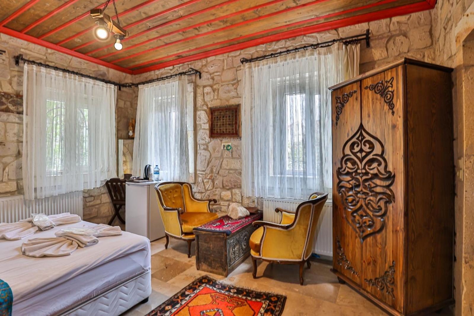 Отель Luwian Stone House Гореме Экстерьер фото