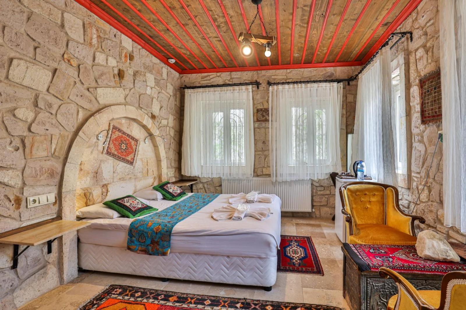 Отель Luwian Stone House Гореме Экстерьер фото