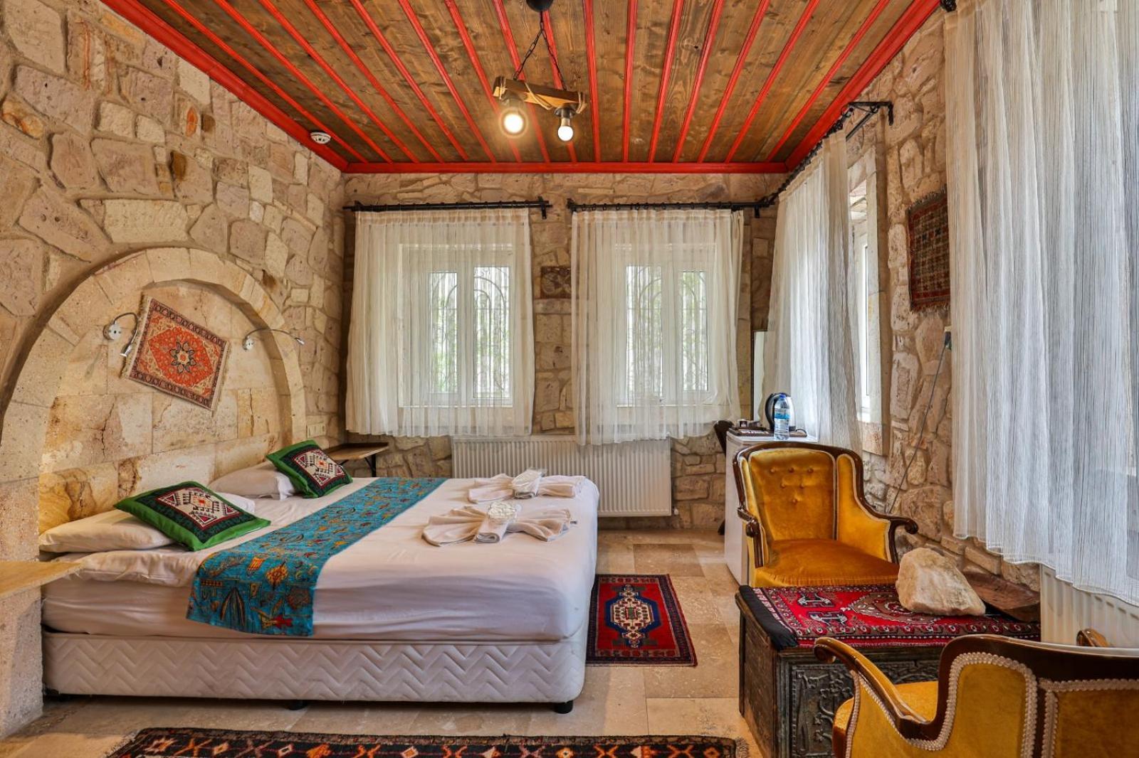 Отель Luwian Stone House Гореме Экстерьер фото
